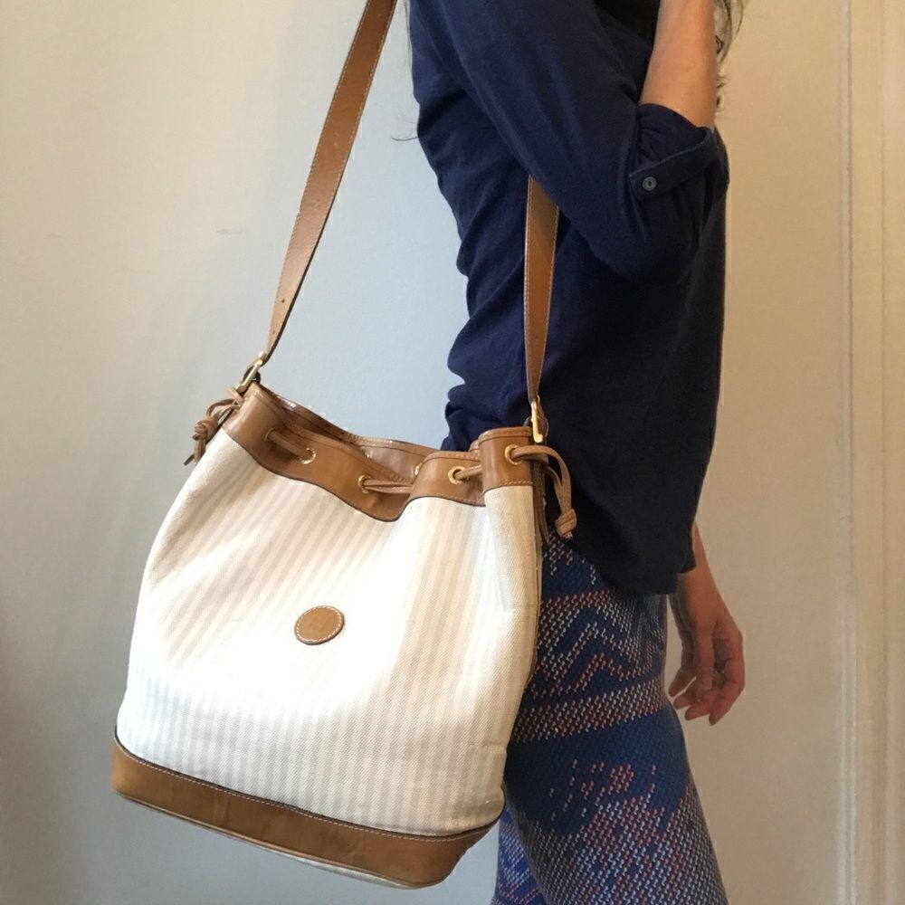 Fendi—White & Tan Bucket Shoulder Bag - Picture 11 of 16